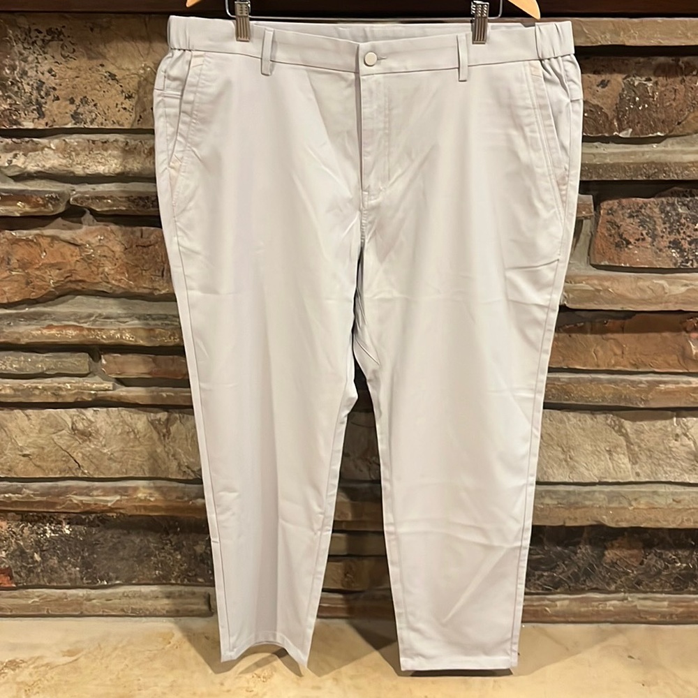 Jack Archer Jetsetter Flat Front Slim Pants in Light Gray